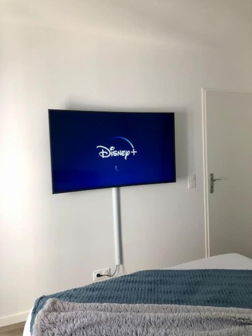 ***suite Parklane* 5min & Shopping * New*** Serris