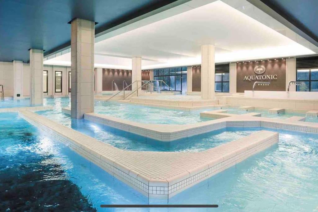 ***suite Parklane* 5min & Shopping * New*** Appartement Serris