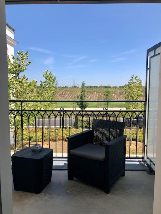 ***suite Parklane* 5min & Shopping * New*** * Serris